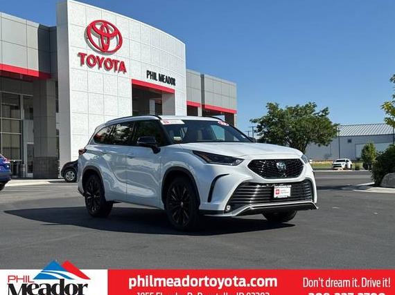 TOYOTA HIGHLANDER 2023 5TDKDRBH1PS513026 image