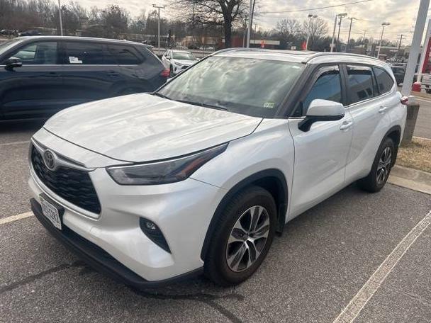 TOYOTA HIGHLANDER 2023 5TDKDRBHXPS011437 image