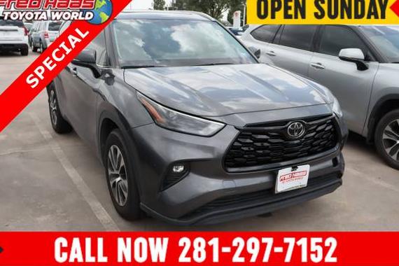 TOYOTA HIGHLANDER 2023 5TDKDRAH5PS019088 image