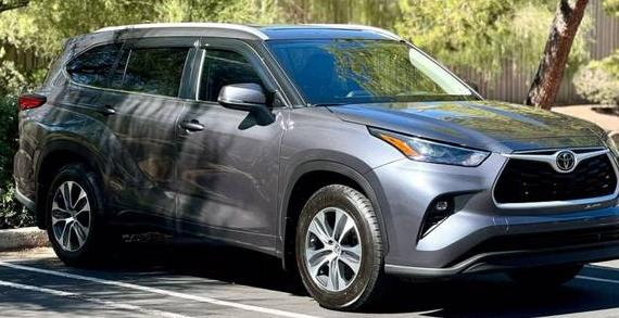 TOYOTA HIGHLANDER 2023 5TDKDRAH7PS047071 image