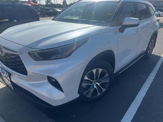 TOYOTA HIGHLANDER 2023 5TDKDRAH3PS001785 image