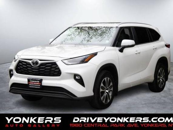 TOYOTA HIGHLANDER 2023 5TDKDRBH4PS027679 image