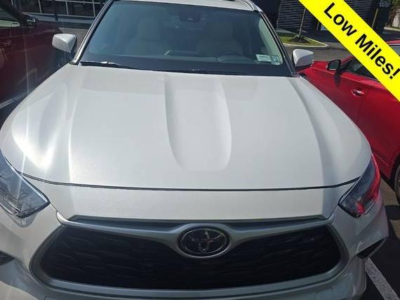 TOYOTA HIGHLANDER 2023 5TDKDRBH9PS011347 image