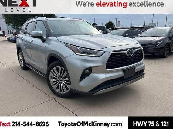 TOYOTA HIGHLANDER 2023 5TDFARAH2PS019835 image