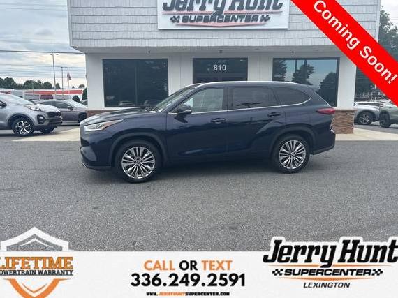 TOYOTA HIGHLANDER 2023 5TDKDRAH0PS507851 image
