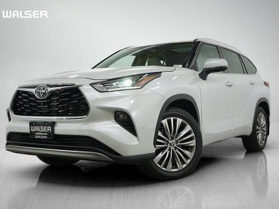 TOYOTA HIGHLANDER 2023 5TDKDRBH9PS013406 image