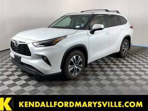 TOYOTA HIGHLANDER 2023 5TDKDRBH6PS023049 image
