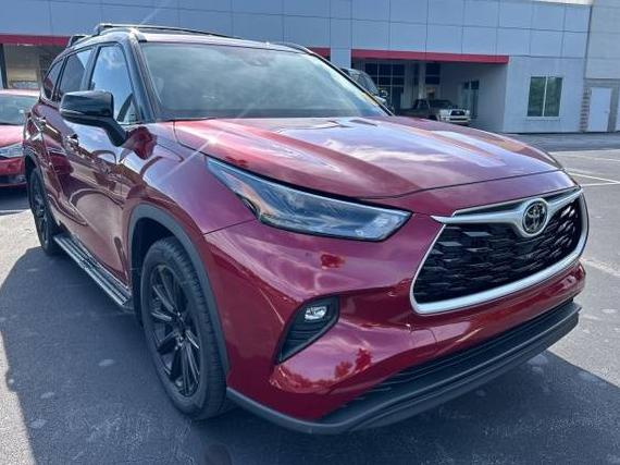 TOYOTA HIGHLANDER 2023 5TDKDRAH8PS032353 image