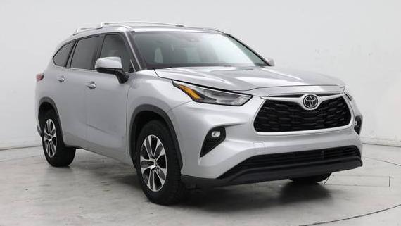TOYOTA HIGHLANDER 2023 5TDKDRAH9PS008188 image