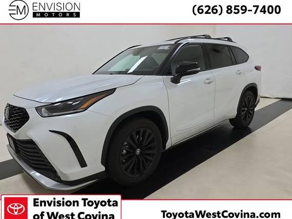 TOYOTA HIGHLANDER 2023 5TDKDRAH7PS507345 image