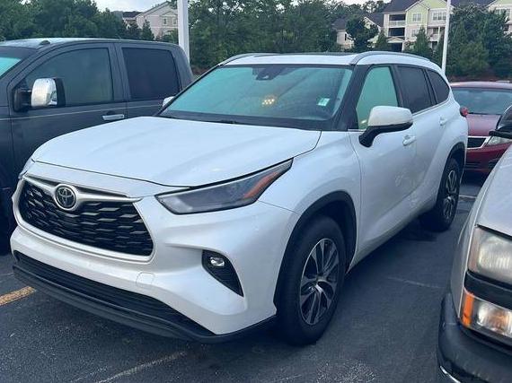 TOYOTA HIGHLANDER 2023 5TDKDRAH1PS037135 image