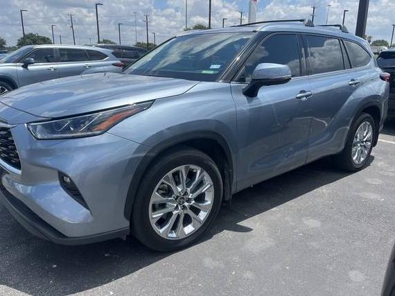 TOYOTA HIGHLANDER 2023 5TDKDRAH0PS016275 image