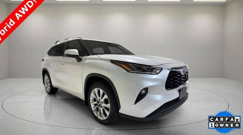 TOYOTA HIGHLANDER 2023 5TDXBRCH5PS568461 image