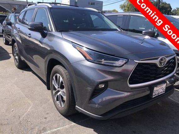 TOYOTA HIGHLANDER 2023 5TDKDRBH5PS500988 image
