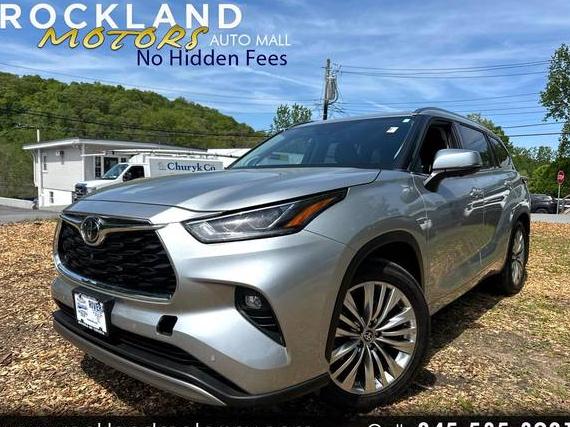 TOYOTA HIGHLANDER 2023 5TDKDRBH1PS520056 image