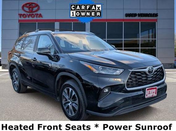 TOYOTA HIGHLANDER 2023 5TDKDRAH9PS012337 image
