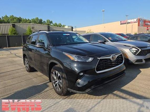 TOYOTA HIGHLANDER 2023 5TDKDRAH0PS001615 image