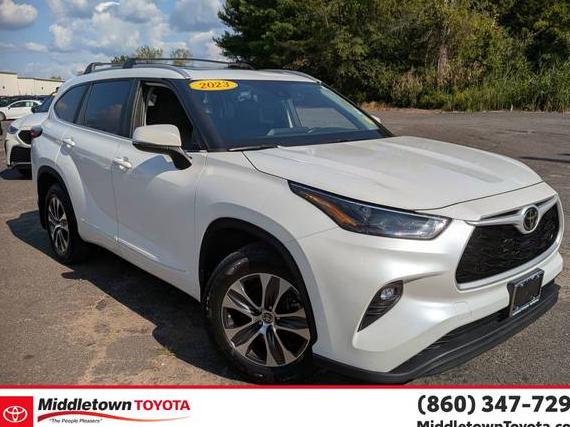 TOYOTA HIGHLANDER 2023 5TDKDRBH3PS015197 image