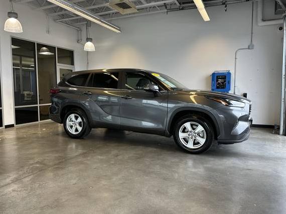 TOYOTA HIGHLANDER 2023 5TDKDRAH8PS500470 image TOYOTA HIGHLANDER 2023 5TDKDRAH8PS500470 image