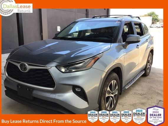 TOYOTA HIGHLANDER 2023 5TDKDRAH8PS518743 image