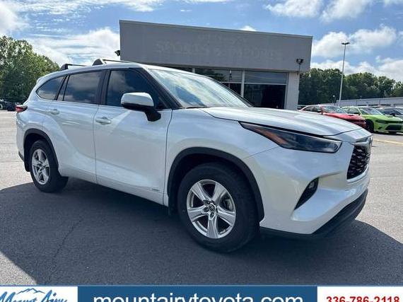 TOYOTA HIGHLANDER 2023 5TDBBRCH3PS107060 image