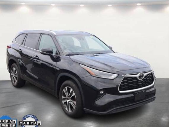 TOYOTA HIGHLANDER 2023 5TDKDRAHXPS042351 image