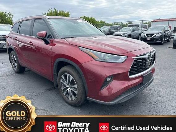 TOYOTA HIGHLANDER 2023 5TDKDRBH0PS037450 image