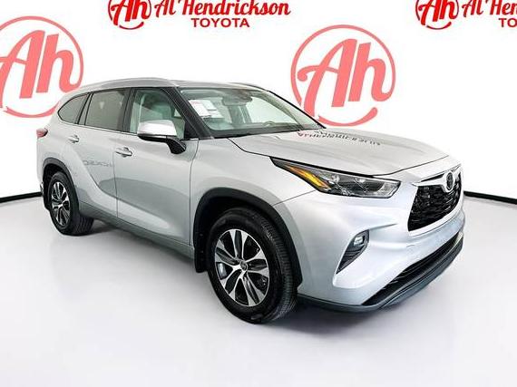 TOYOTA HIGHLANDER 2023 5TDKDRAH3PS525647 image