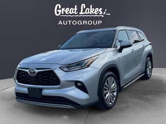 TOYOTA HIGHLANDER 2023 5TDKDRBHXPS519200 image
