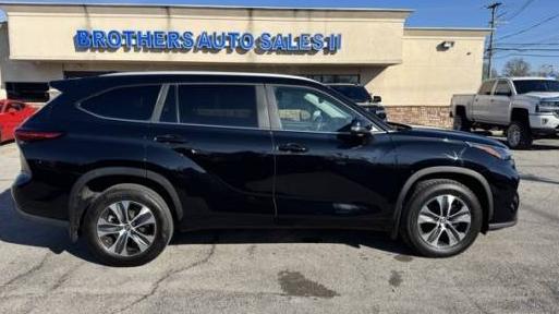 TOYOTA HIGHLANDER 2023 5TDKDRBH4PS027813 image