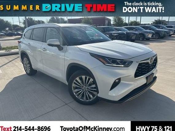 TOYOTA HIGHLANDER 2023 5TDKDRAH9PS512028 image