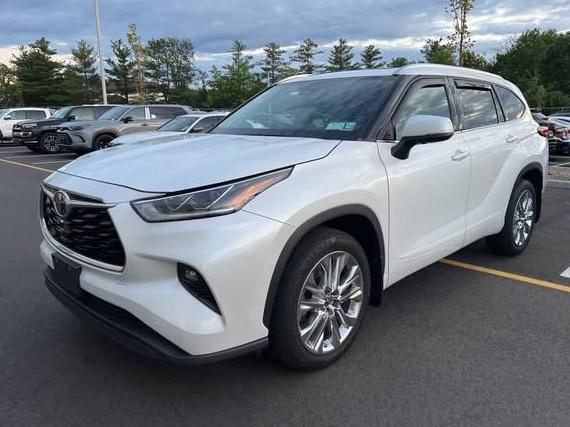 TOYOTA HIGHLANDER 2023 5TDKDRBH9PS019254 image