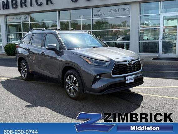 TOYOTA HIGHLANDER 2023 5TDKDRBH7PS516982 image