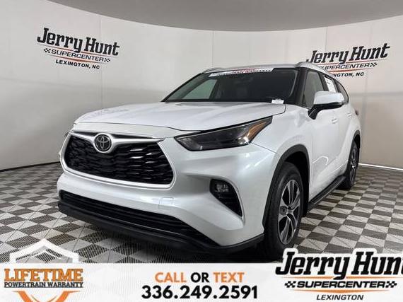 TOYOTA HIGHLANDER 2023 5TDKDRAH5PS518764 image