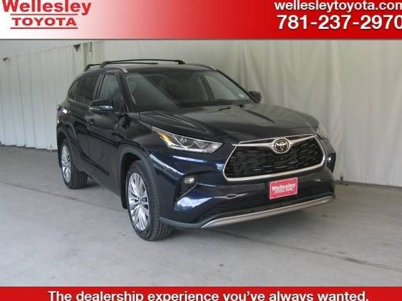 TOYOTA HIGHLANDER 2023 5TDKDRBH7PS039633 image TOYOTA HIGHLANDER 2023 5TDKDRBH7PS039633 image