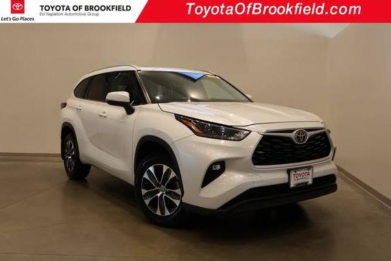 TOYOTA HIGHLANDER 2023 5TDKDRBH7PS507943 image
