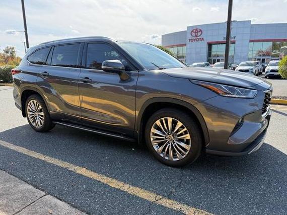 TOYOTA HIGHLANDER 2023 5TDKDRBH9PS524551 image TOYOTA HIGHLANDER 2023 5TDKDRBH9PS524551 image