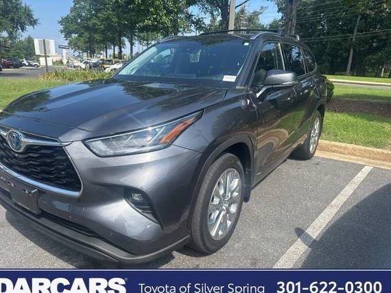 TOYOTA HIGHLANDER 2023 5TDXBRCH5PS115988 image