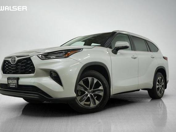 TOYOTA HIGHLANDER 2023 5TDKDRBH1PS025033 image