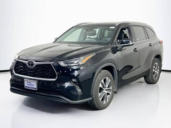 TOYOTA HIGHLANDER 2023 5TDKDRBH6PS045116 image