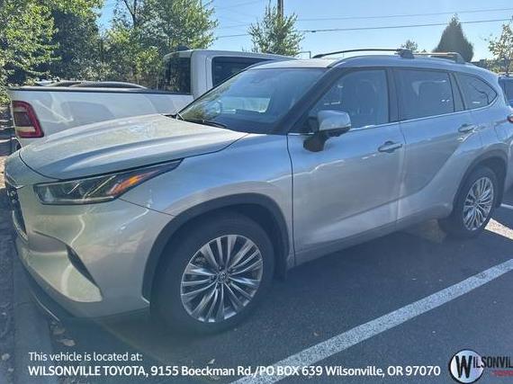 TOYOTA HIGHLANDER 2023 5TDEBRCH7PS121945 image