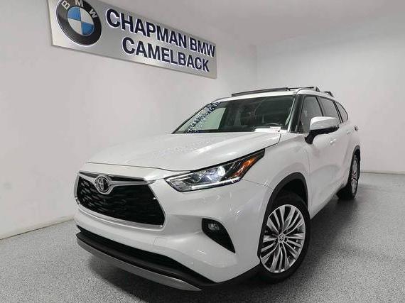 TOYOTA HIGHLANDER 2023 5TDKDRBH5PS003231 image