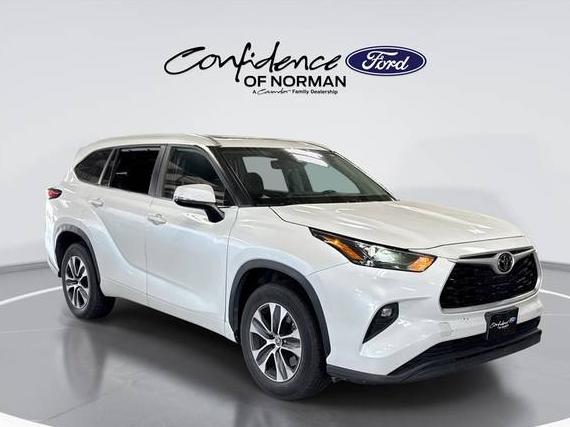 TOYOTA HIGHLANDER 2023 5TDKDRAH8PS015083 image TOYOTA HIGHLANDER 2023 5TDKDRAH8PS015083 image