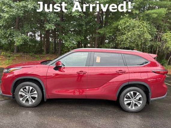 TOYOTA HIGHLANDER 2023 5TDKDRBH8PS018418 image