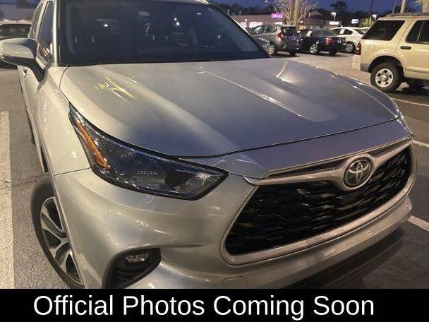 TOYOTA HIGHLANDER 2023 5TDKDRAH4PS005294 image