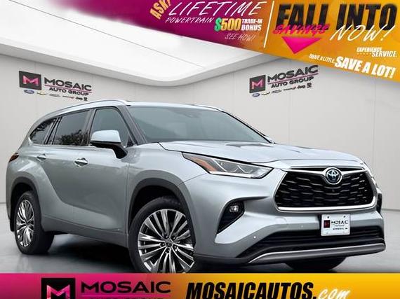 TOYOTA HIGHLANDER 2023 5TDEBRCH1PS125828 image