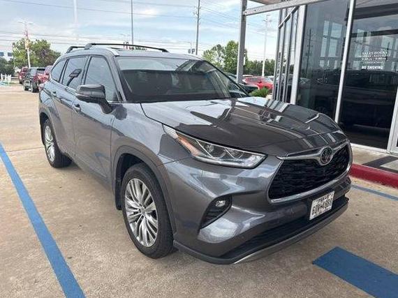 TOYOTA HIGHLANDER 2023 5TDKDRAH6PS024283 image