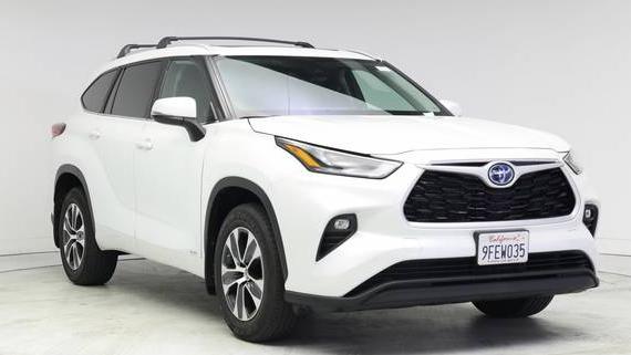 TOYOTA HIGHLANDER 2023 5TDKBRCH5PS115743 image