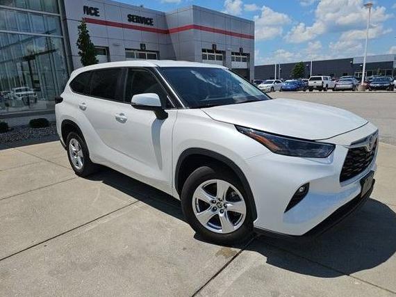 TOYOTA HIGHLANDER 2023 5TDZARAH7PS518269 image