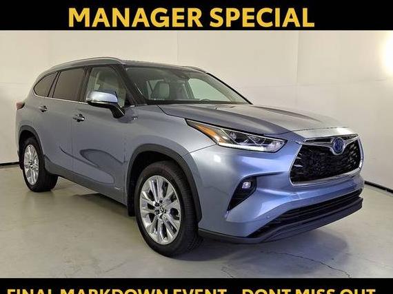 TOYOTA HIGHLANDER 2023 5TDXBRCH8PS109389 image